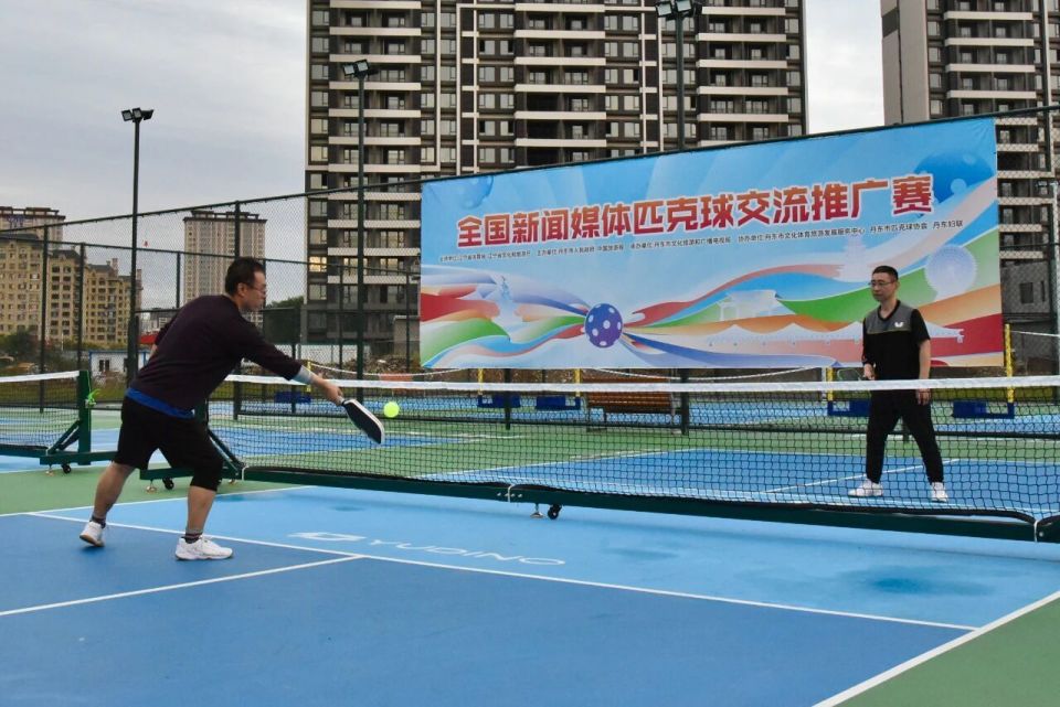 责任编辑, inews, 让运动的热 责任编辑, inews, 让运动的热