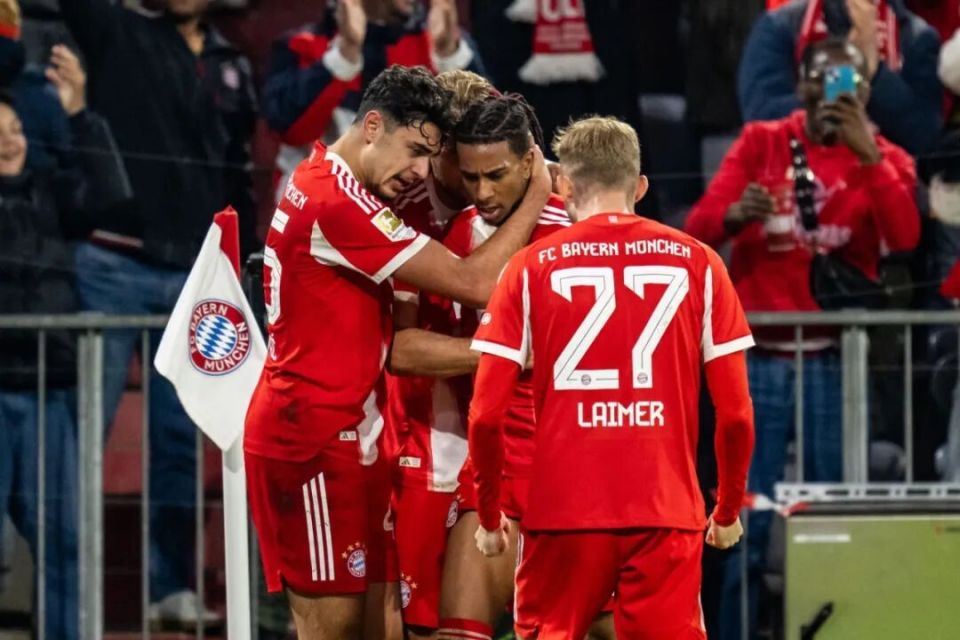 HVgoA, qmLzm, 足球就是不